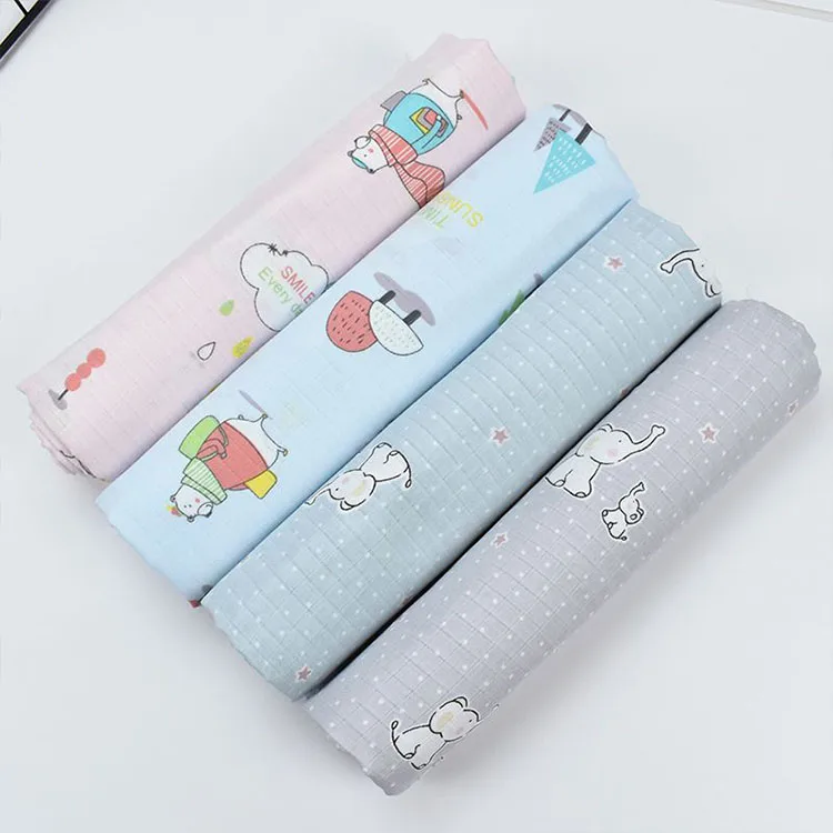 ducks elephant giraffe pattern newborn boy girl baby blanket Combed cotton printed gauze small check Muslin baby blanket fabric
