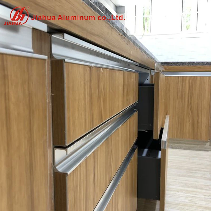 Модные Простые в установке золотистые Длинные ручки для кухонных шкафов, алюминиевые ручки без отделений, европейские ручки