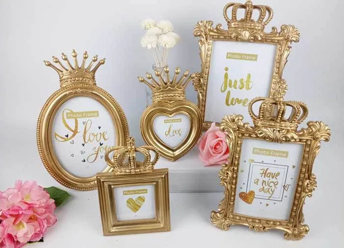 Embossed Golden Resin Platform Creative European Resin Frame 3-inch Crown Wedding Combination Photo  Frame
