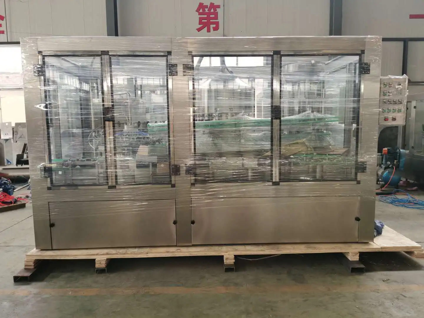 Wholesale High Quality Liquor Alcohol wine vodka whisky automatic bottling line with ce iso