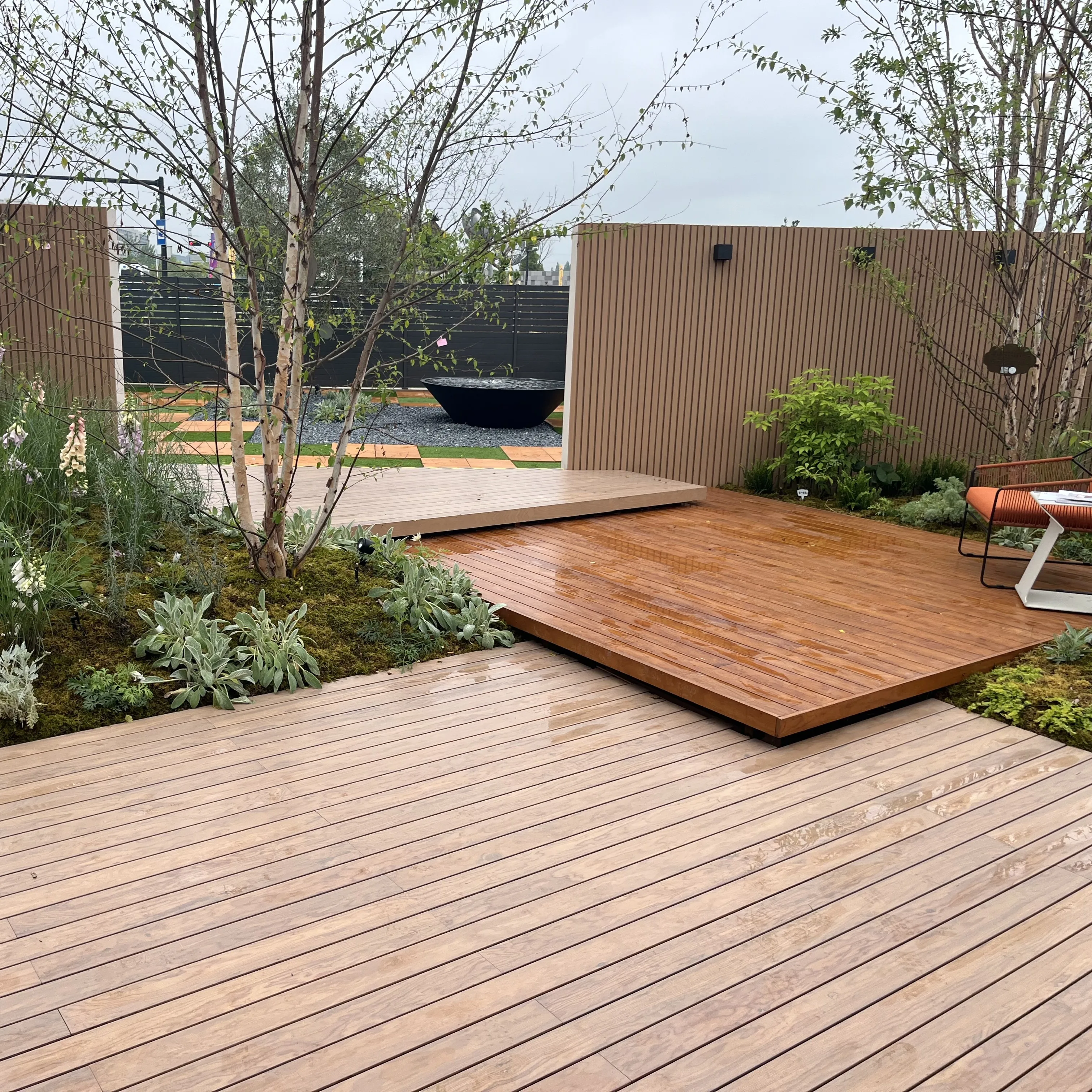 Grade 0 Outdoor Solid Wood Decking Mildew-Proof Flooring for Outdoor Use