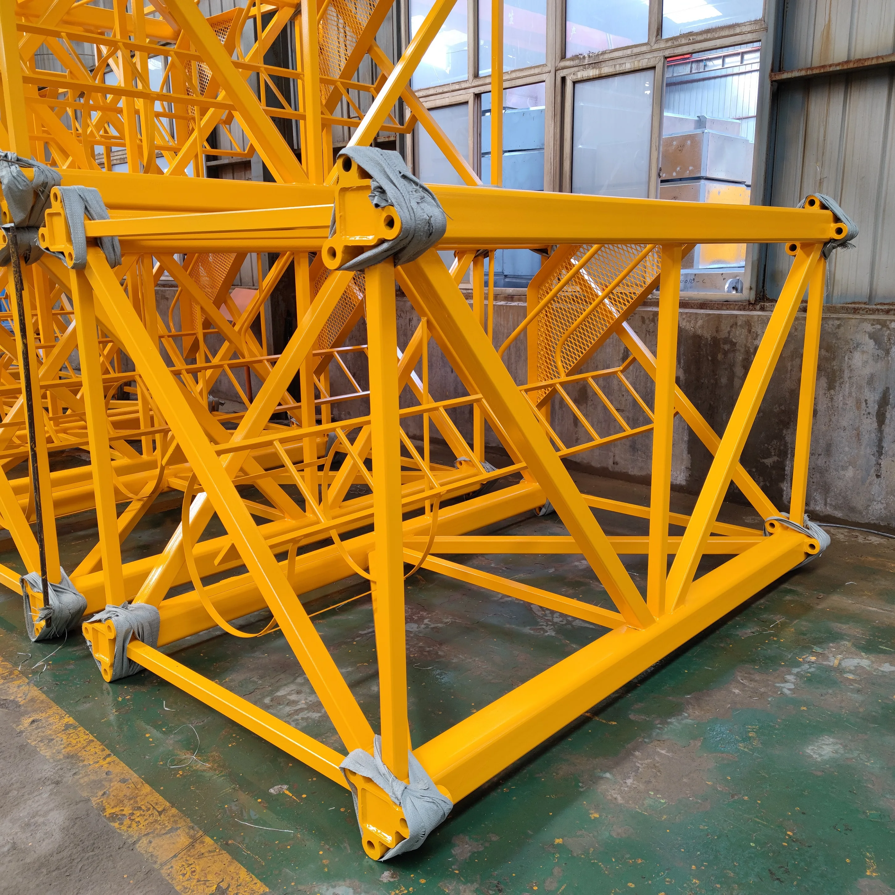 Tower Crane Manufacturer 10ton Opreator
