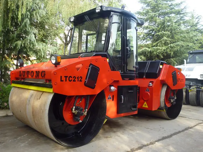Top Brand 8 Ton Hydraulic Double Drum Road Roller LTC208 With High Quality