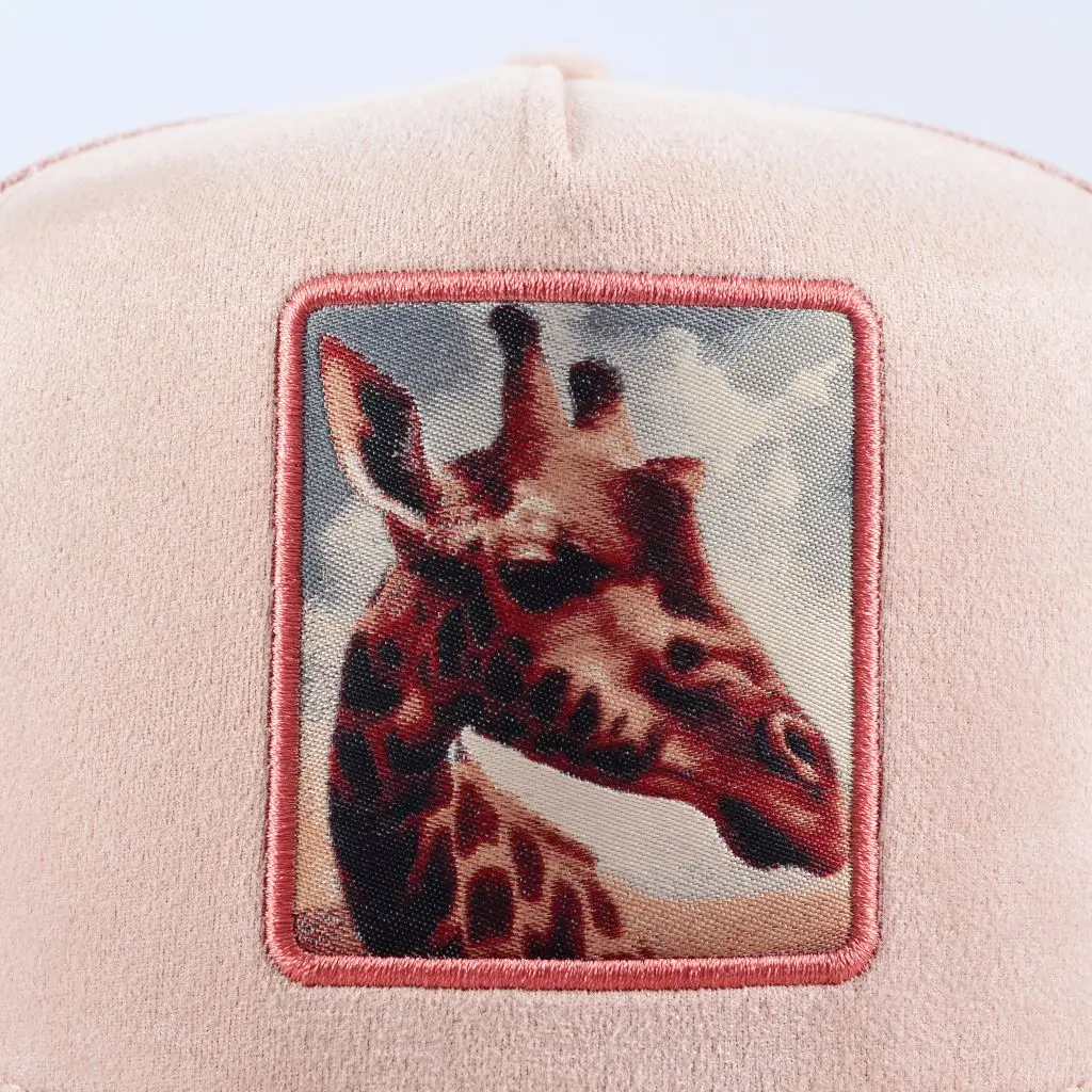 Fashion Design Popular Embroidery Giraffe Trucker Hat Oem Gorras Personalized Custom Print Animal Logo Patch Baseball Cap Sports