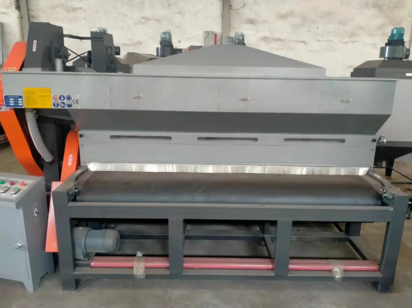 Automatic Sandblasting equipment Vertical Glass Sandblasting Machine For Glass