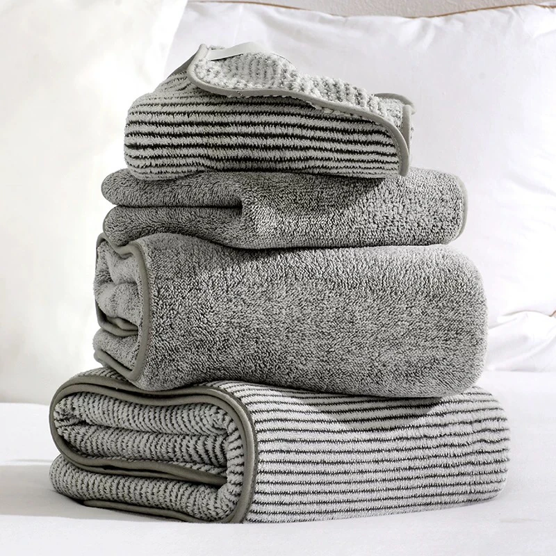Bamboo charcoal fiber antibacterial two-piece bath towels