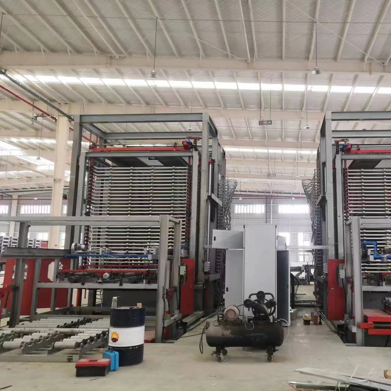 Full automatic 30 layers hydraulic plywood hot press auto loading and unloading type hot press line for plywood