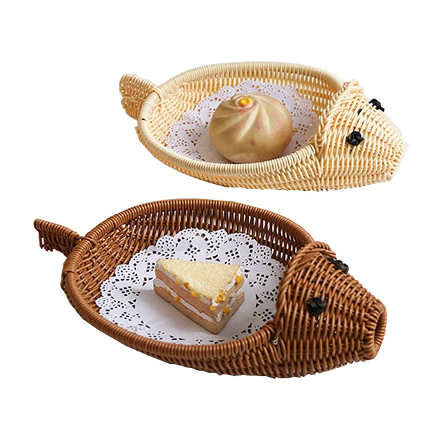 Renel Empty PE Rattan Plastic Mouse Animal Snack Tray for Home Decoration