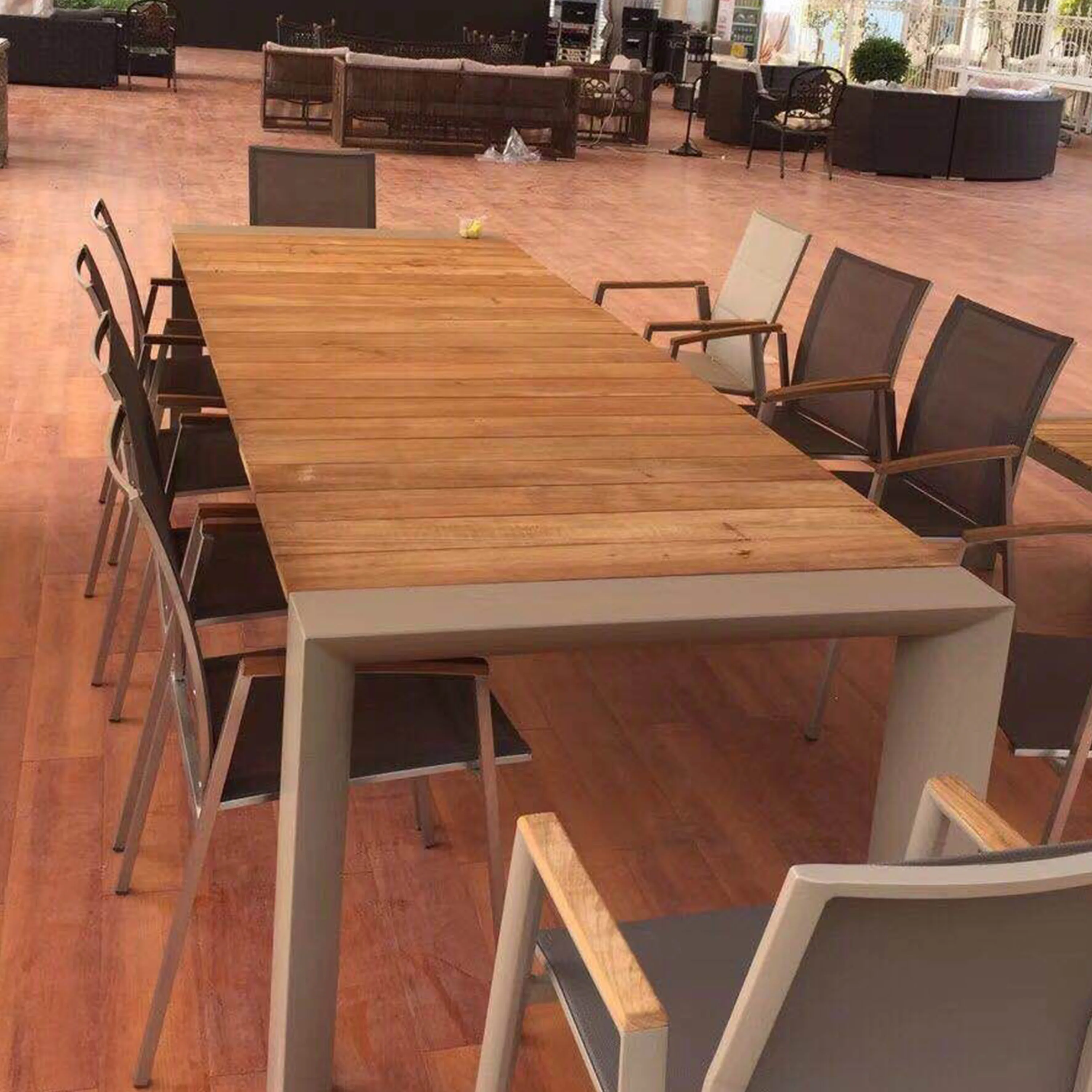 Good Quality Extension Garden Rectangle Table Outdoor Dinning Table Restaurant