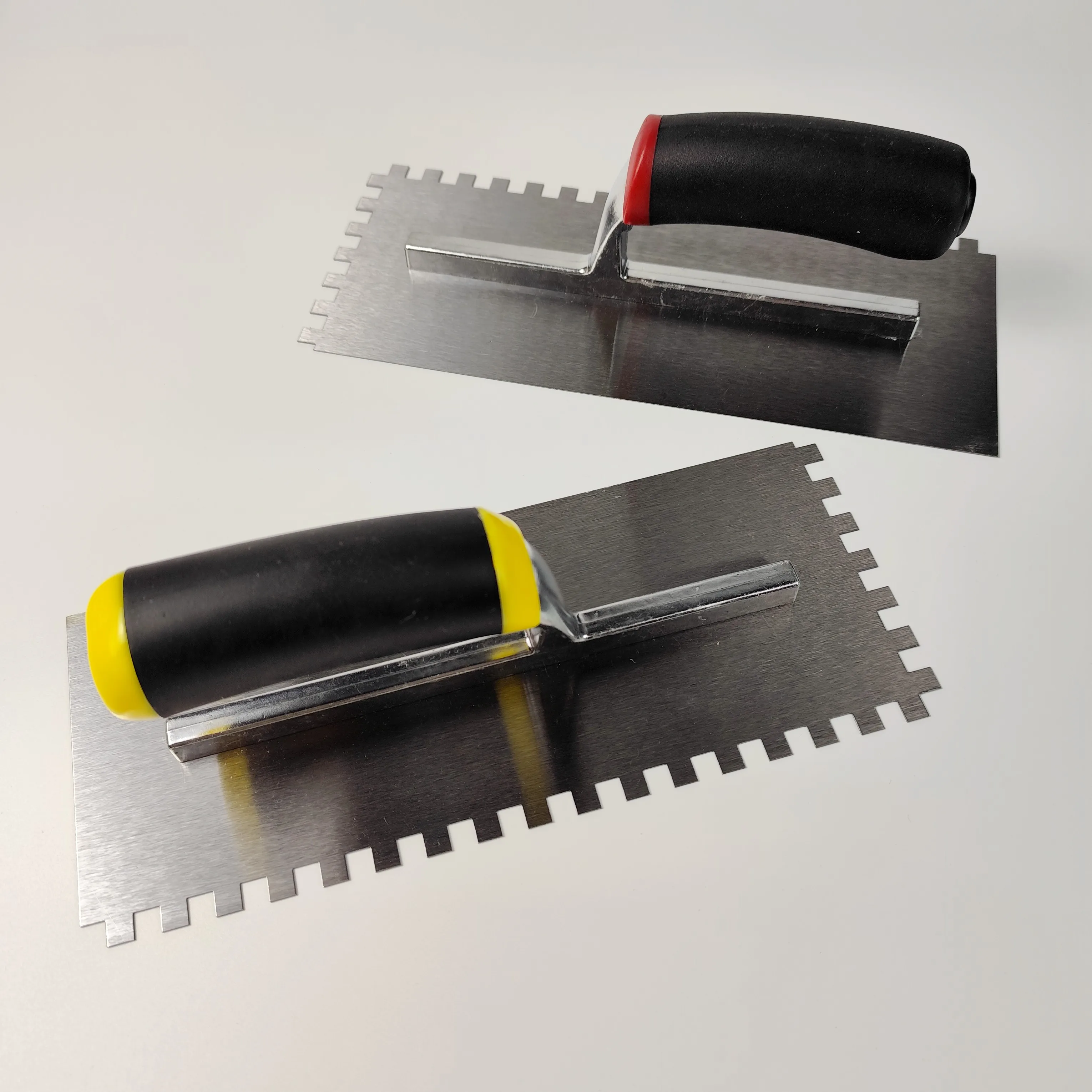 High Quality DIY Grade Hardware Tools Finish Common Polished Carbon Steel Notched Trowel with Soft Grip