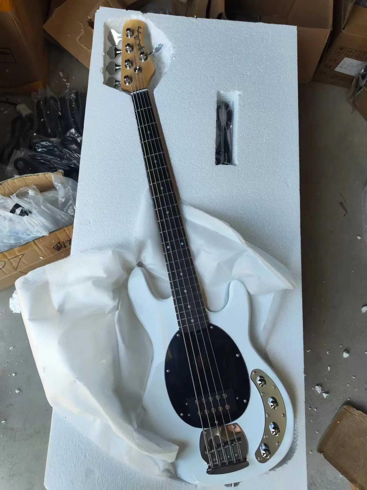 5 строк 22 Лады гитара белого цвета Активный Пассивный звукосниматель твердый электрический бас