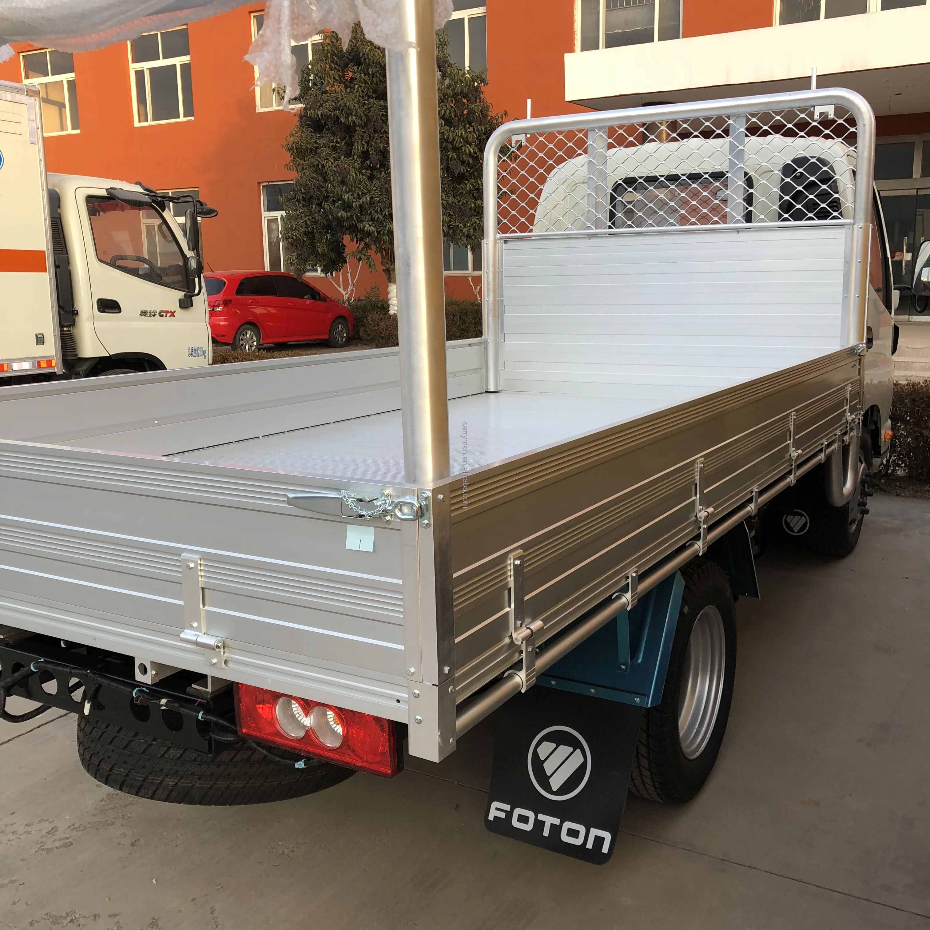 Condition isuzu 5 tons tipper truck/dump truck/drop side truck body