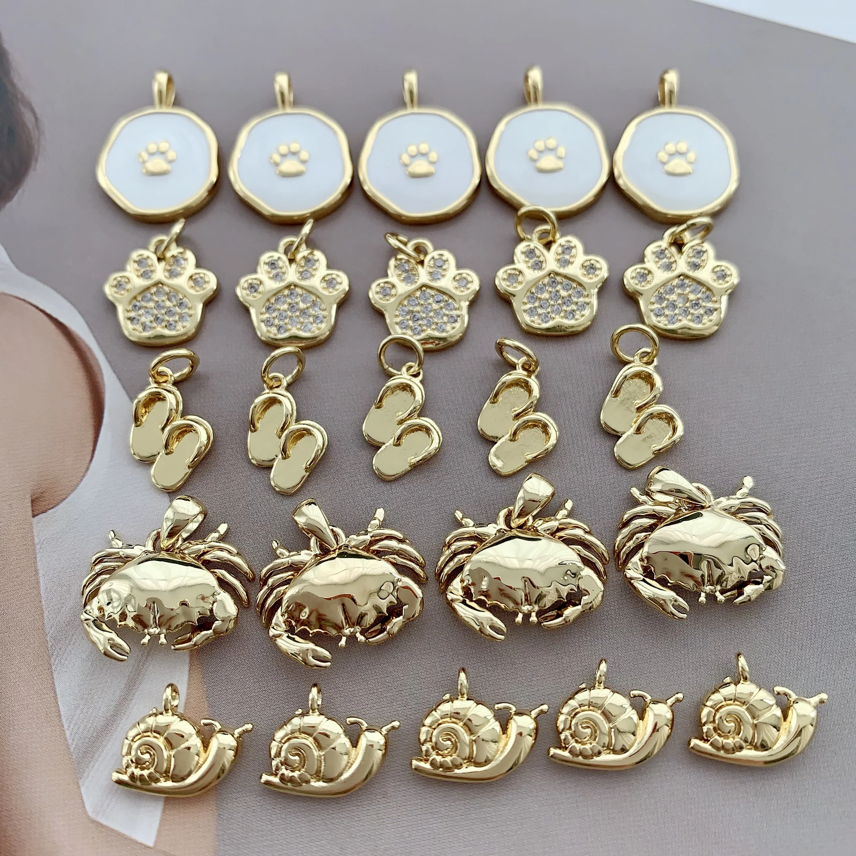 LS-L3692 Newest bear claw pendant for necklaces solid slipper charms 18k gold plated crab snail pendants & charms