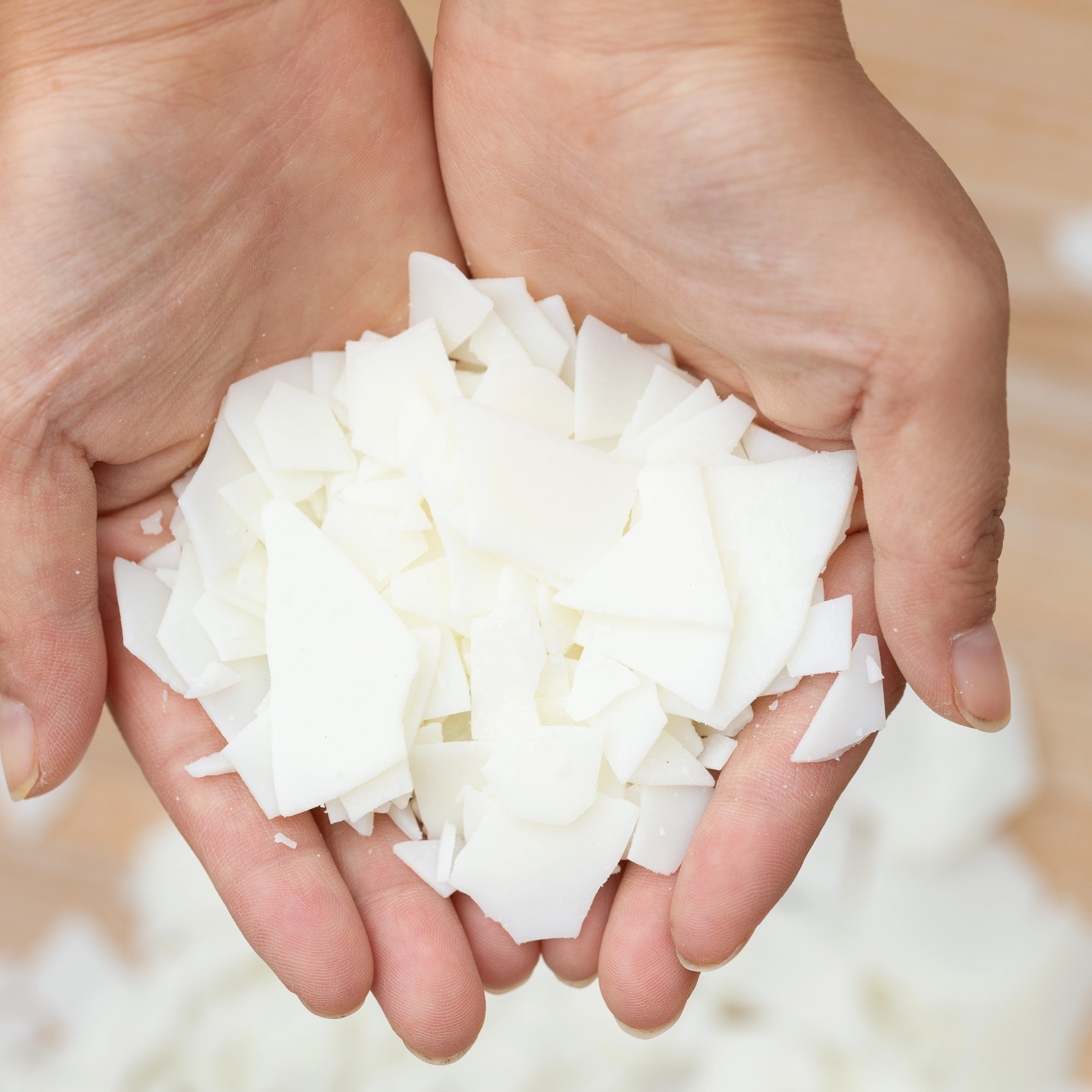 DAWN GREEN VALLEY Eco-friendly Natural Soy and Paraffin Blend Wax DIY Handmade Candle Flakes for Holiday Gift Making