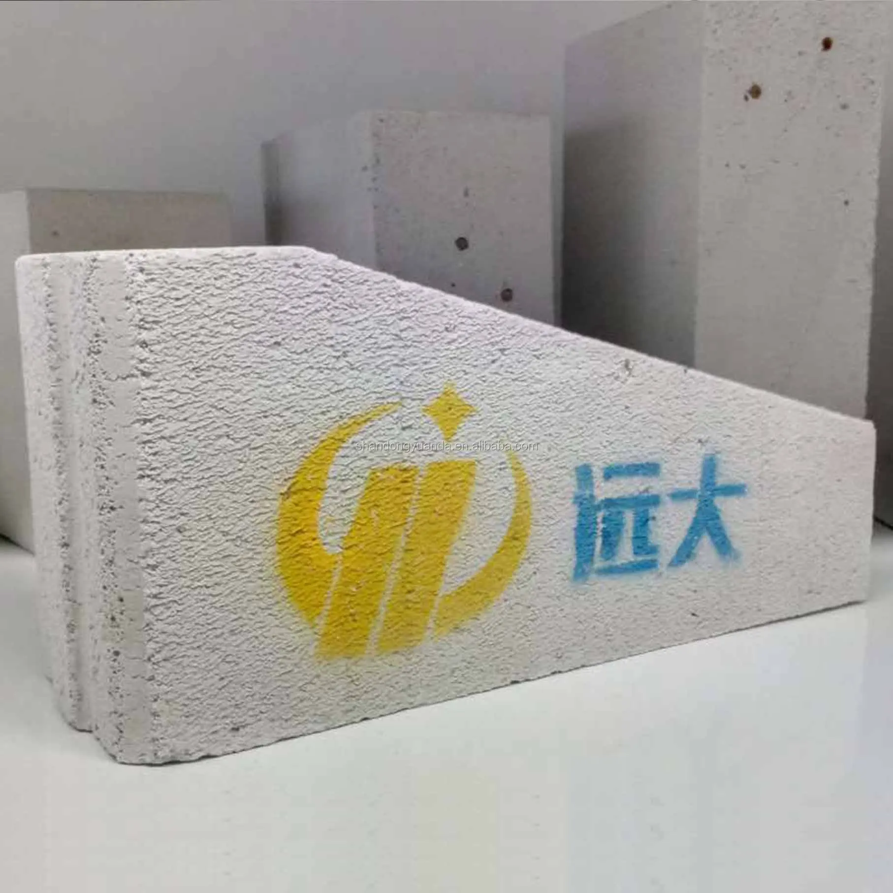 Hot sell AAC Wall Blocks Building Blocks Solid Concrete Block from China Factoryv