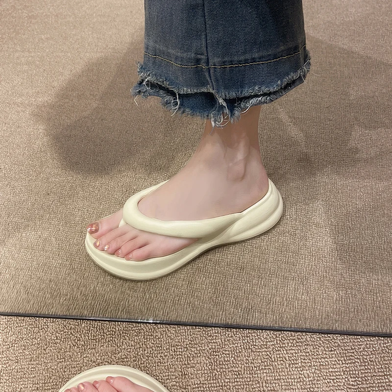 Heeled Summer Slippers Eva Injection Flip-flops Wedge Sandals Mould Outdoor Flip Flops For Women