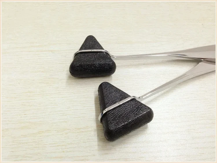 Neurological Reflex Hammer Professional Medical Triangle Diagnostic Percussion Hammer for Neurological Examination