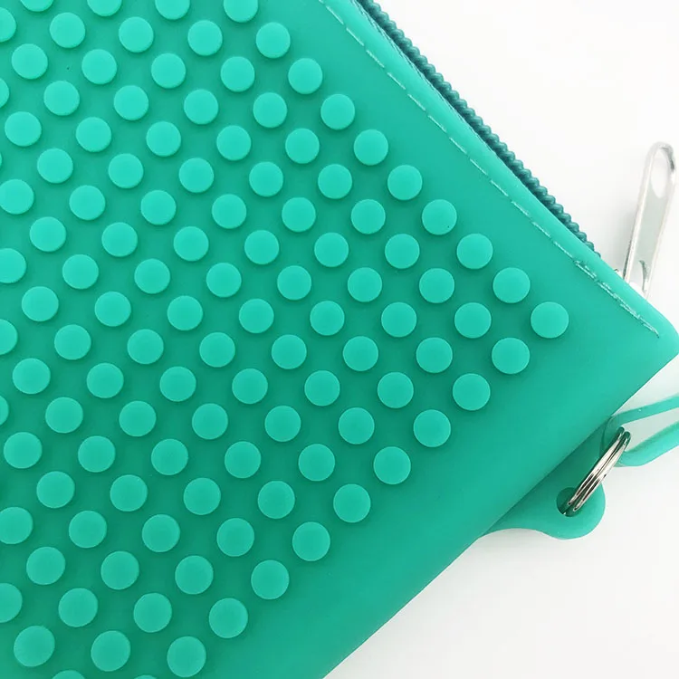 
Customized Logo Pixel Kids DIY Puzzle Zipper School Silicone Pencil Pouch 
