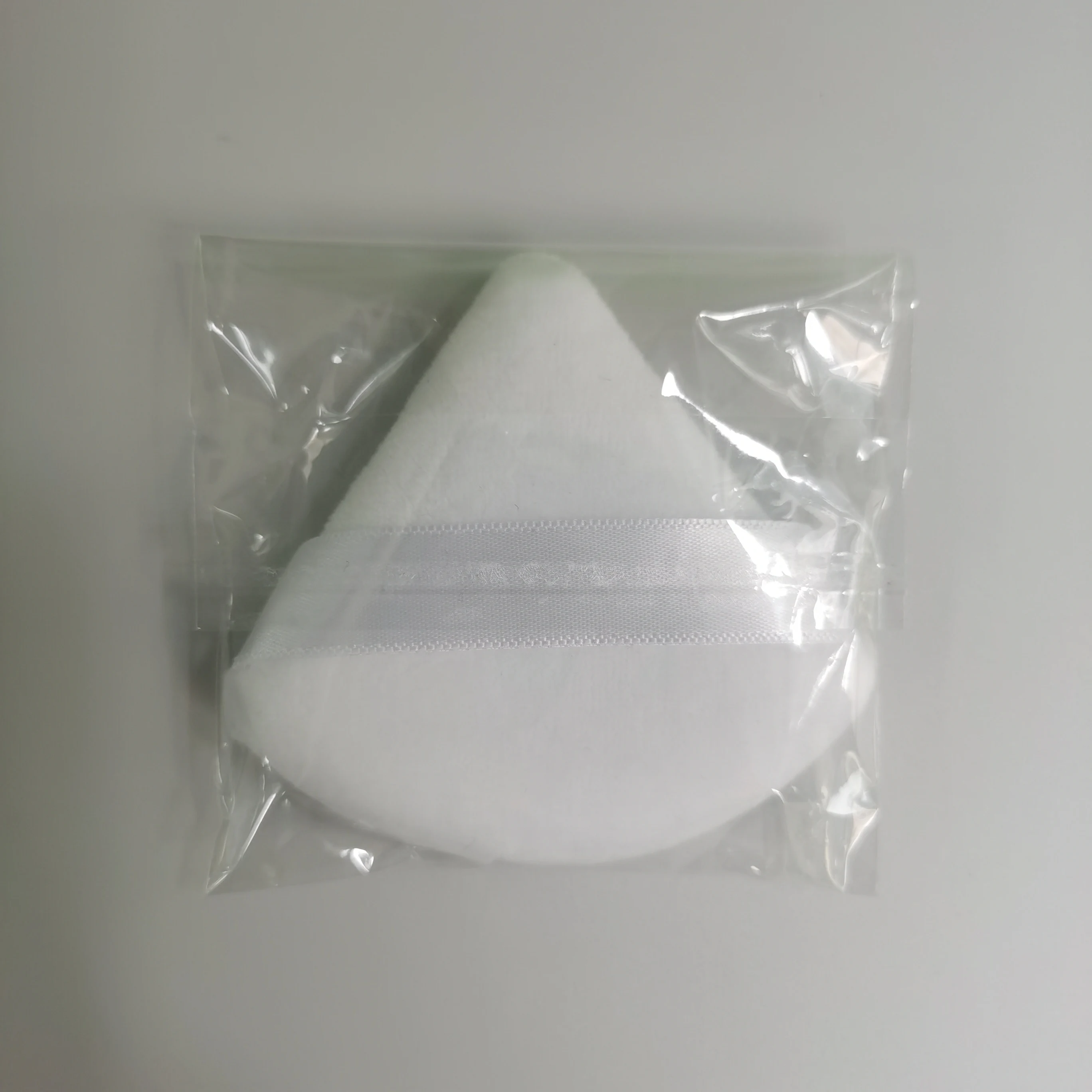 Custom logo Soft Air cushion Mini Makeup Puff Powder Cotton Triangle Makeup Sponge Puff Wholesale