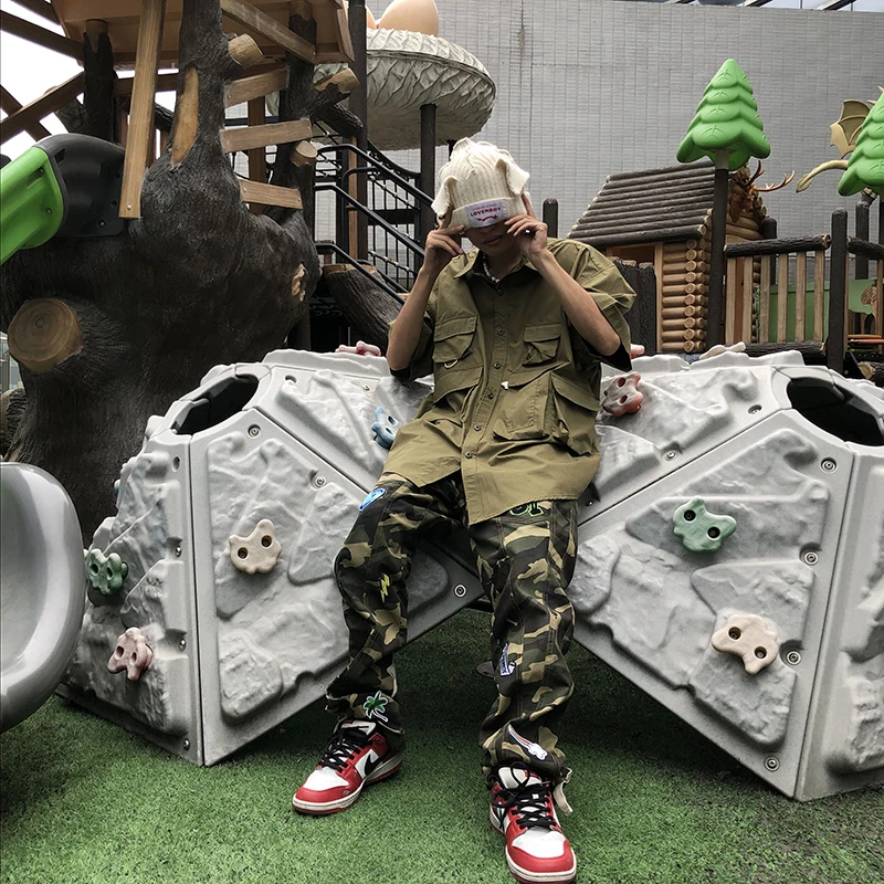 Manufacturer sale casual camo denim pants camouflage colored cargo pocket jeans men s custom stacked jeans