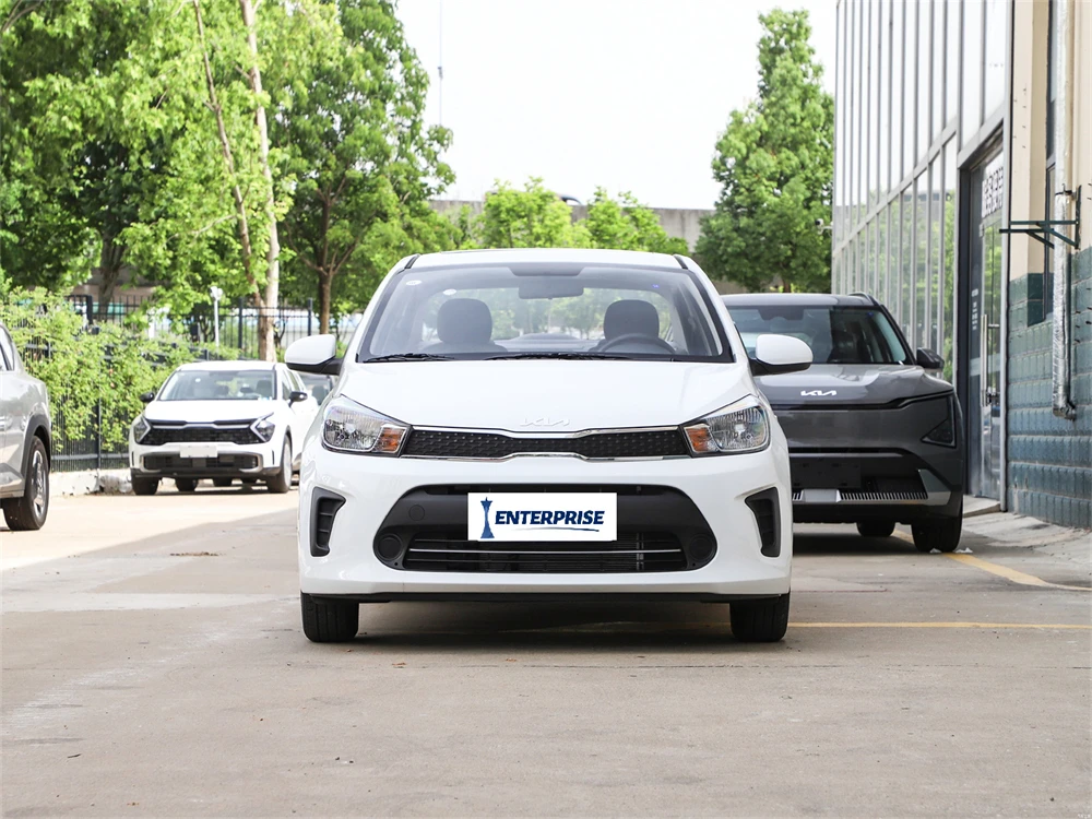KIA PEGAS готов к отправке горячая Распродажа 5-местный топливный автомобиль бензиновый седан Huanchi Pegas 2020 1 4л Китайский по низкой цене