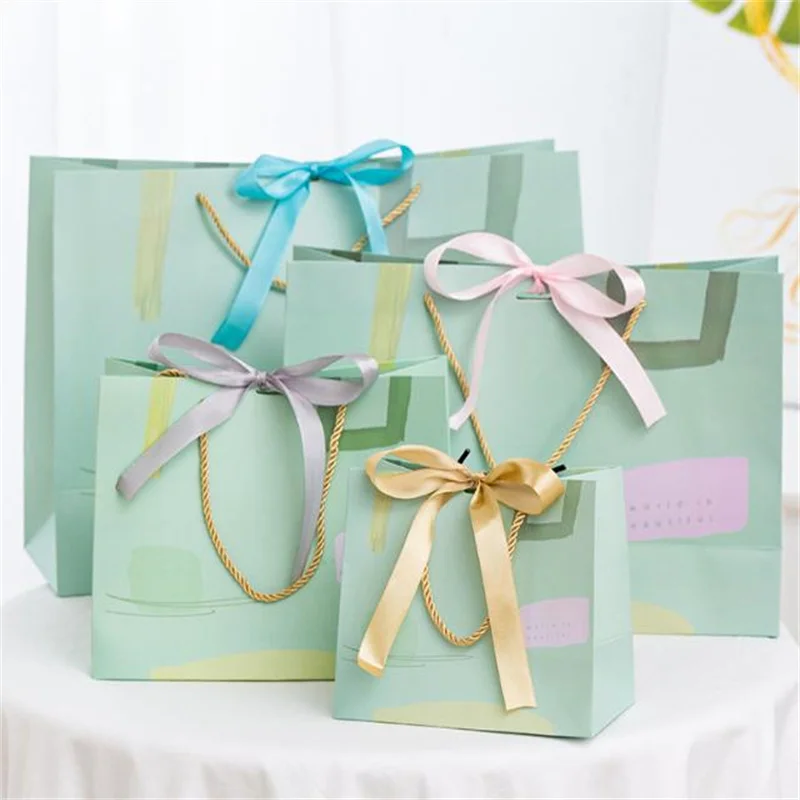 In Stock Wholesale Mini Gift Paper Bags Custom Your Own Logo Printed Luxury Gift Packaging Paper Shopping Bag With Handle