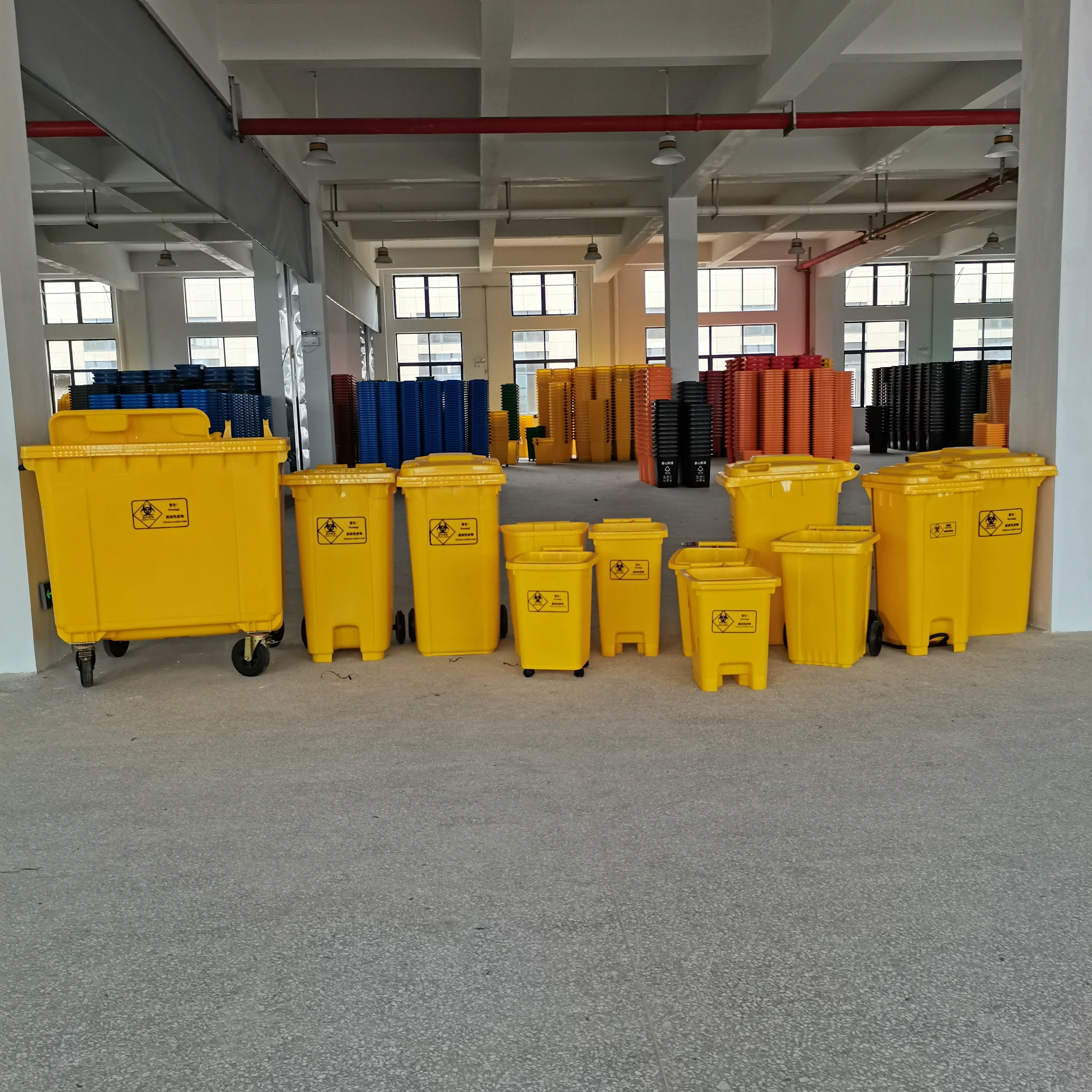 Больничные пластиковые товары Hdpe контейнеры для опасных отходов биоопасности мусорные