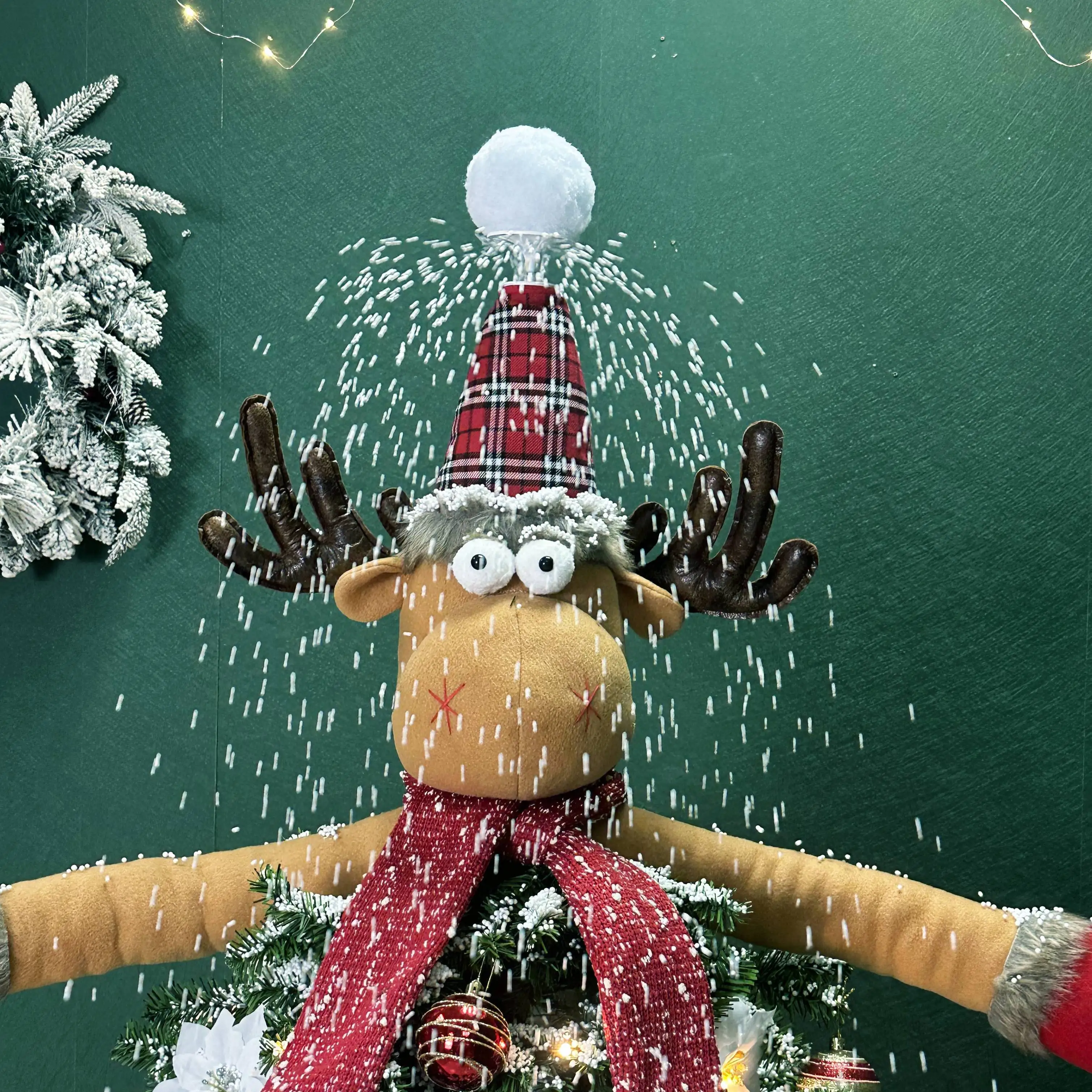 Snowing Christmas Deer Head Hugger Christmas Tree for Xmas Holiday Winter Party Supplies