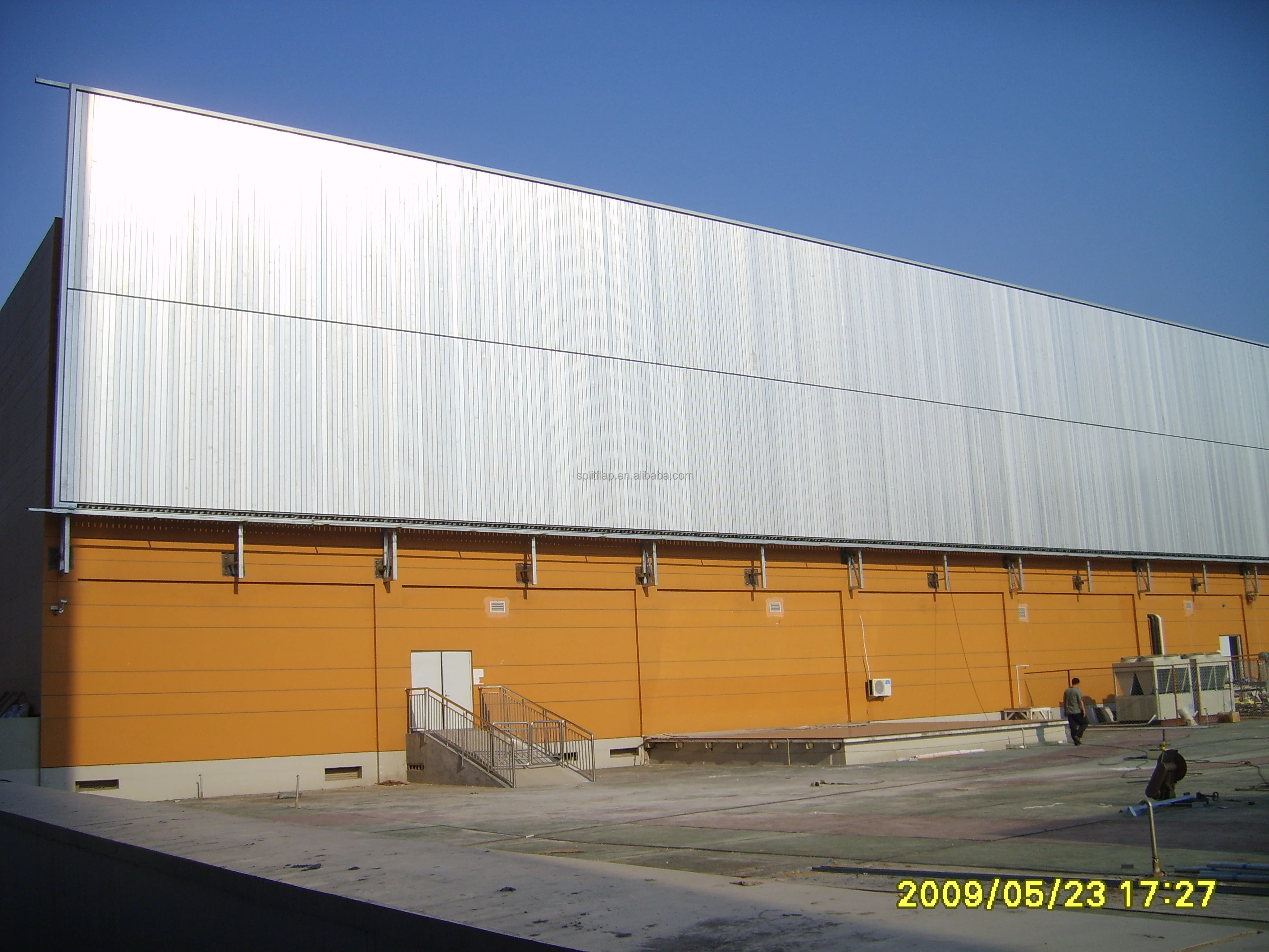 outdoor advertising trivision billboard rotating billboard
