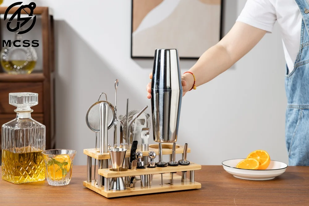 2023 Best selling Product Three Layer Square Mixer Shaker Alcohol Gift Set Product Mixer Shaker Bar Set