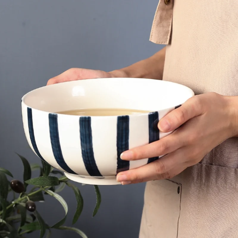 wholesale chinese round blue and white small porcelain plate and bowl set for eating rice