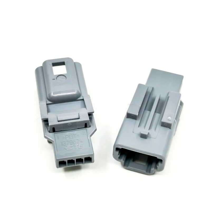 Коннектор 1379674-2 1379674-1 AMP Tyco центральный провод-провод серый корпус для клемм