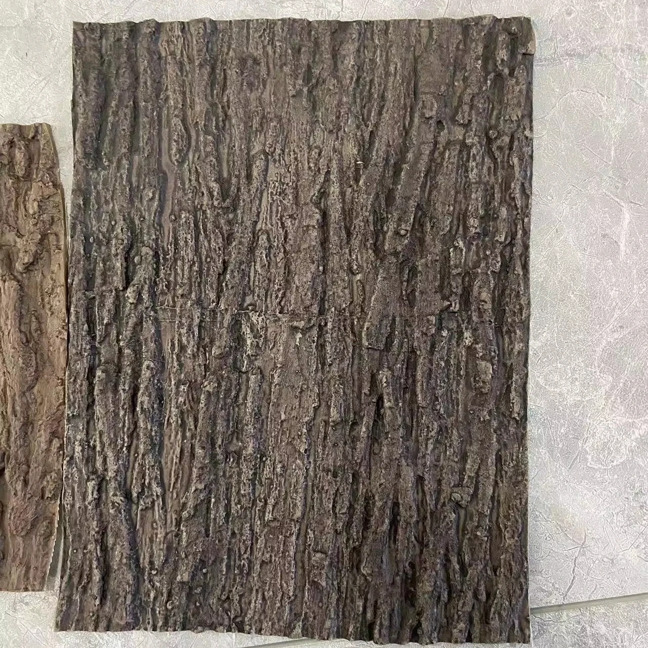 PE Soft Simulation Plastic Tree Bark Artificial Plant with Life-Like Bark Texture