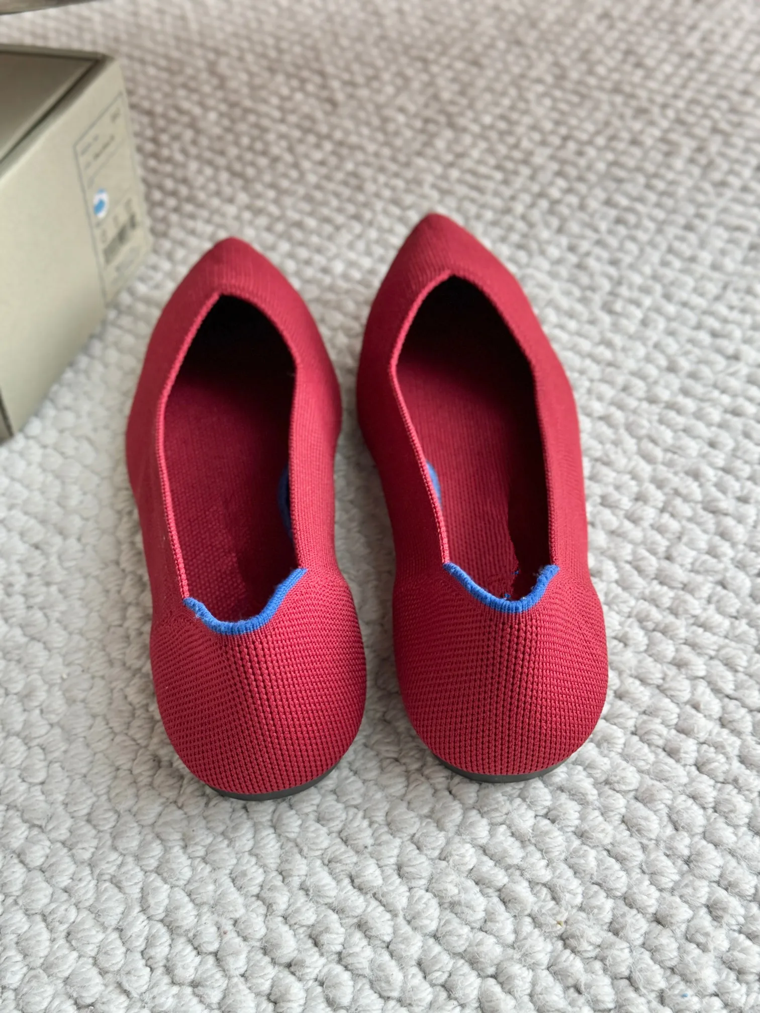 High Quality Cheap  Elegant Royal Red Pointed Flat Shoes Offering Vibrant Color With Superior Comfort