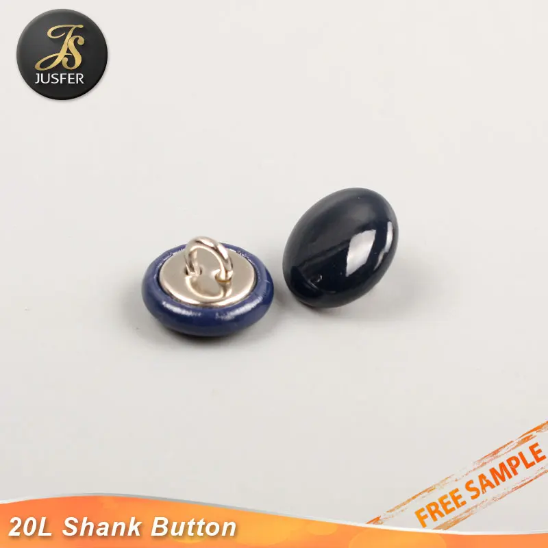 Кнопки с кожаным покрытием и металлической проволокой