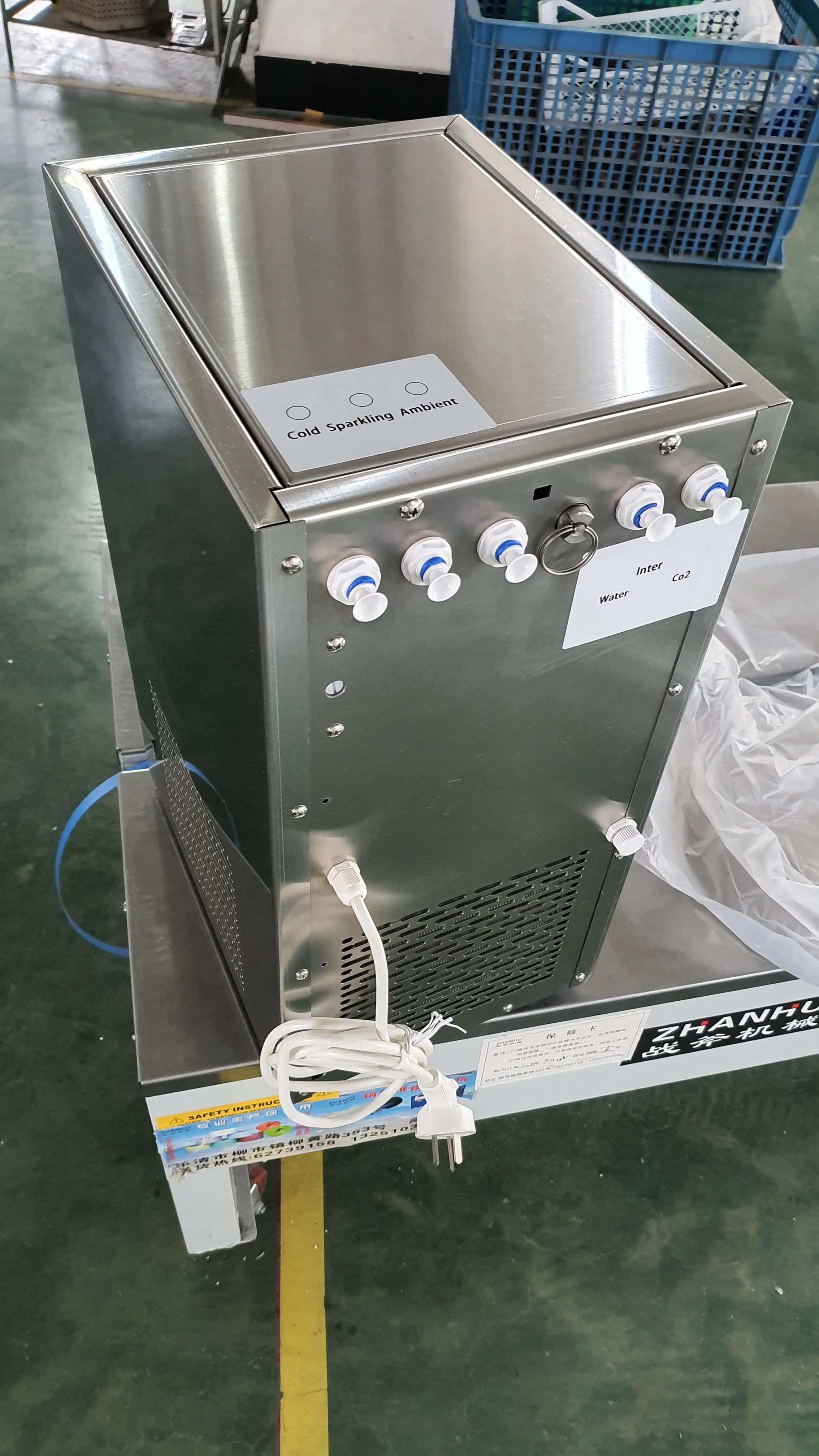 Охладитель воды под раковиной со сверкающей водой, Диспенсер со сверкающей водой