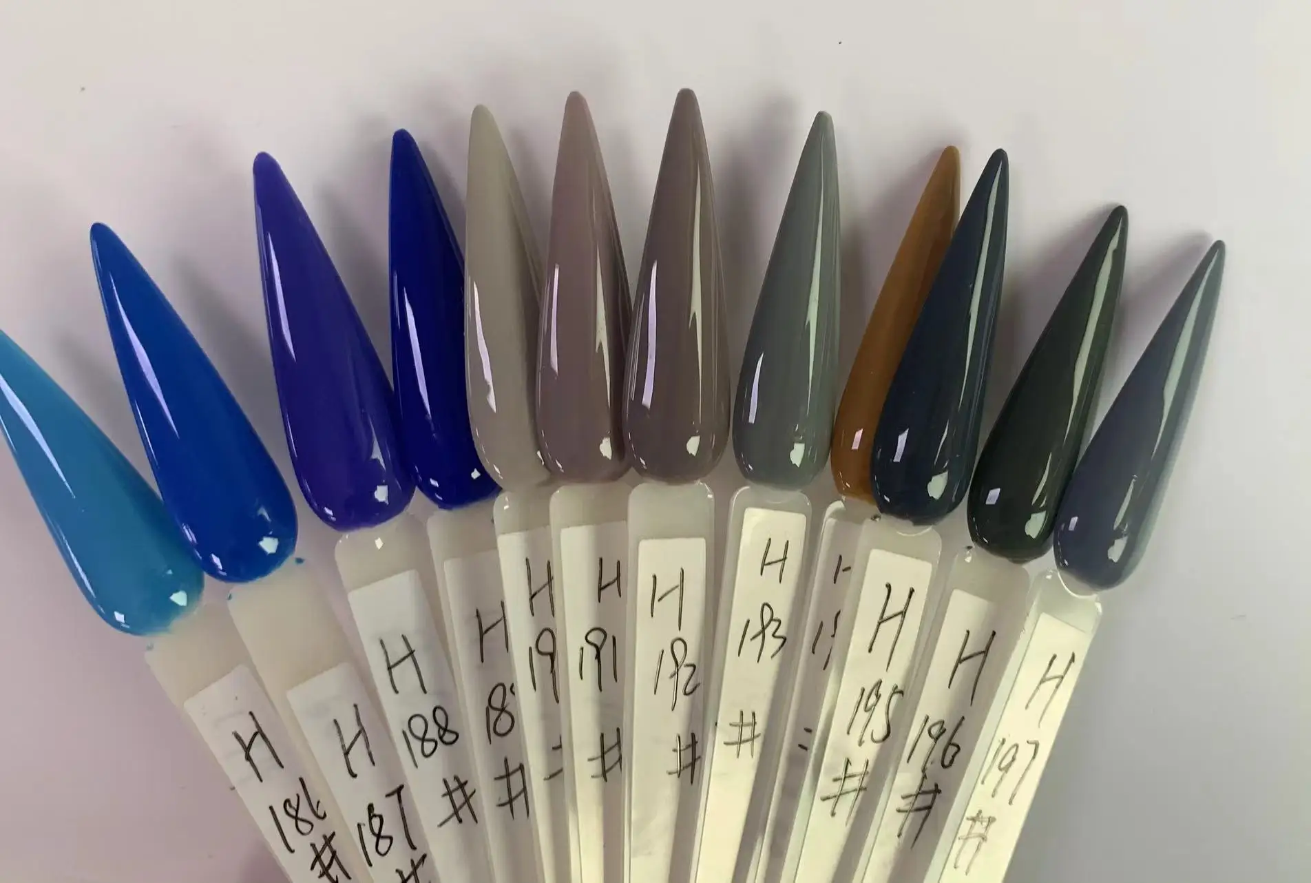 high quality manufacturers nude private label custom logo halal rubber base uv gel nail polish supplier