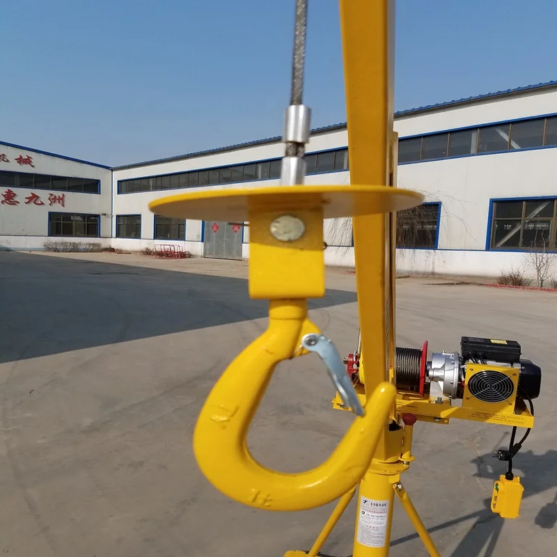 Mini 360 Degree Rotating Lifting Construction Material Hoist Truck Small Mini Crane For Construction Material