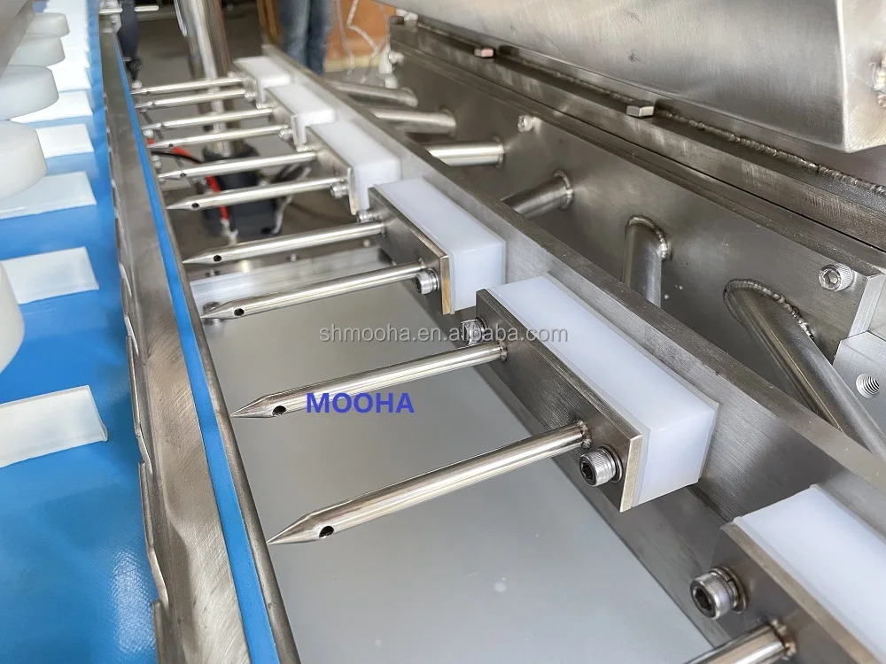 Automatic Cheese Stuffing Paste Bread Stick Making Machine Bakery Toast Milk Cream Bread Filling Machine Crossiant Sauce Filler