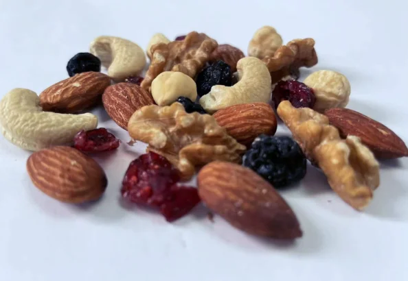 OEM ODM Available Daily Mixed Nuts Health Food Snacks