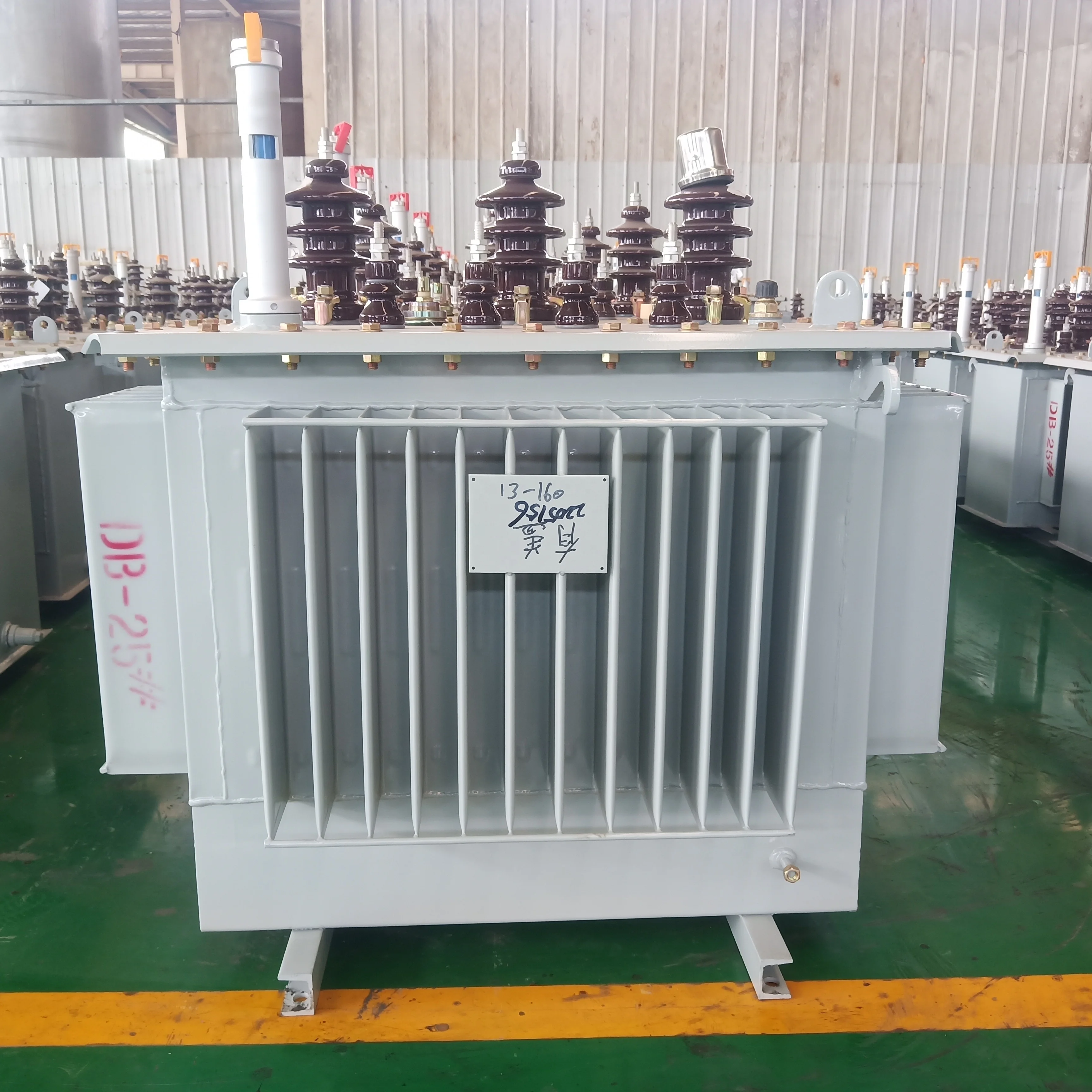 Oil immersed transformer three phase 25 kv 33kv 100kva 200kva 400kva oil immersed power transformer manufacturer