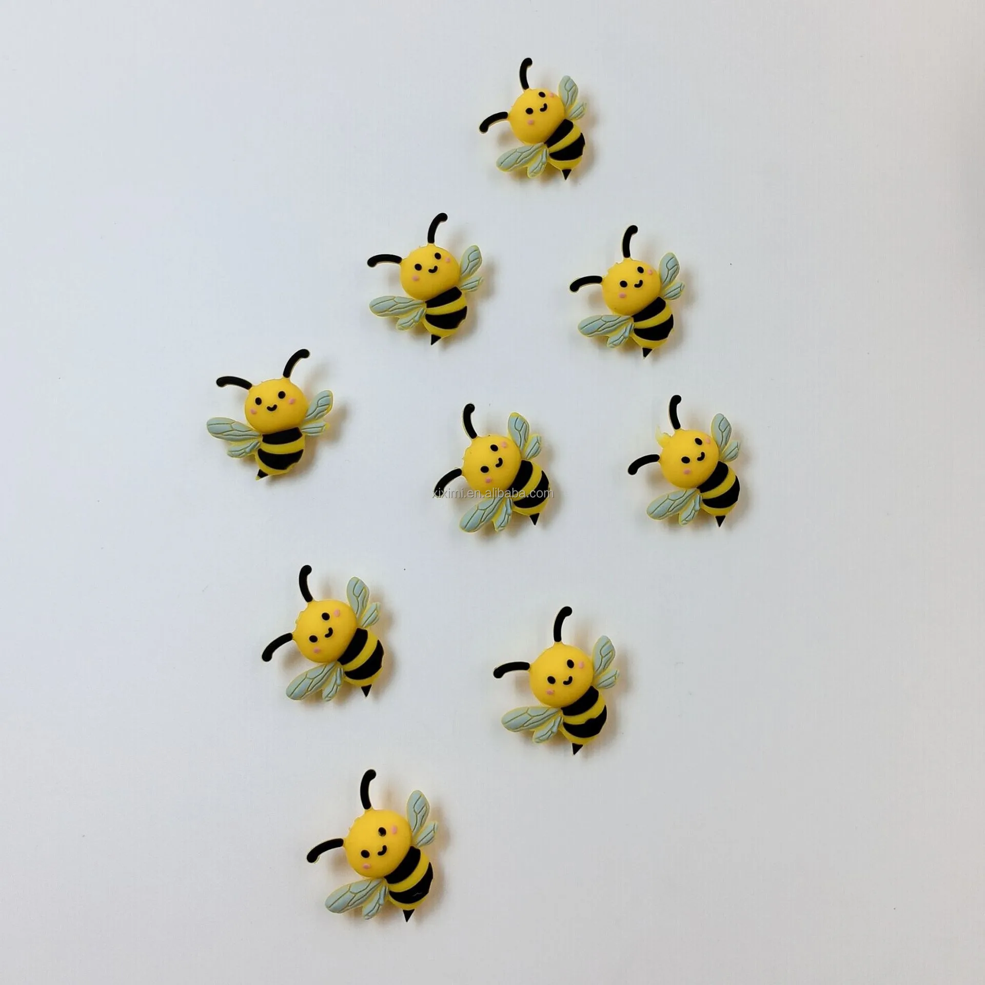 2024 New Soft Food Grade Cartoon Bee Charms DIY Accessories 3D Silicone Focal Beads For Decoration Jewelry Pens Keychain Making