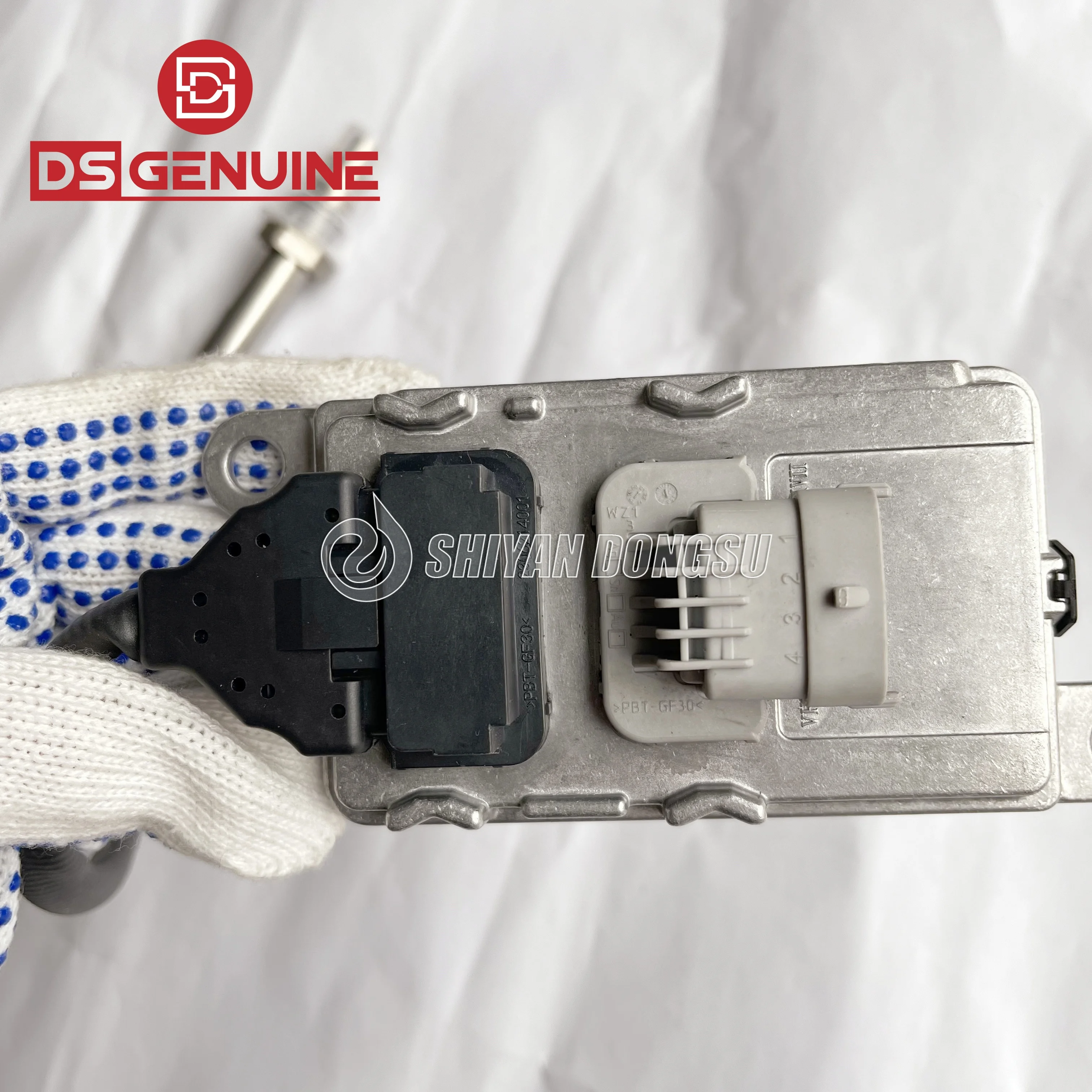 5WK9 7368 SNS 24V Auto Engine Nitrogen Oxide Sensor Nox 5WK97368 22827991