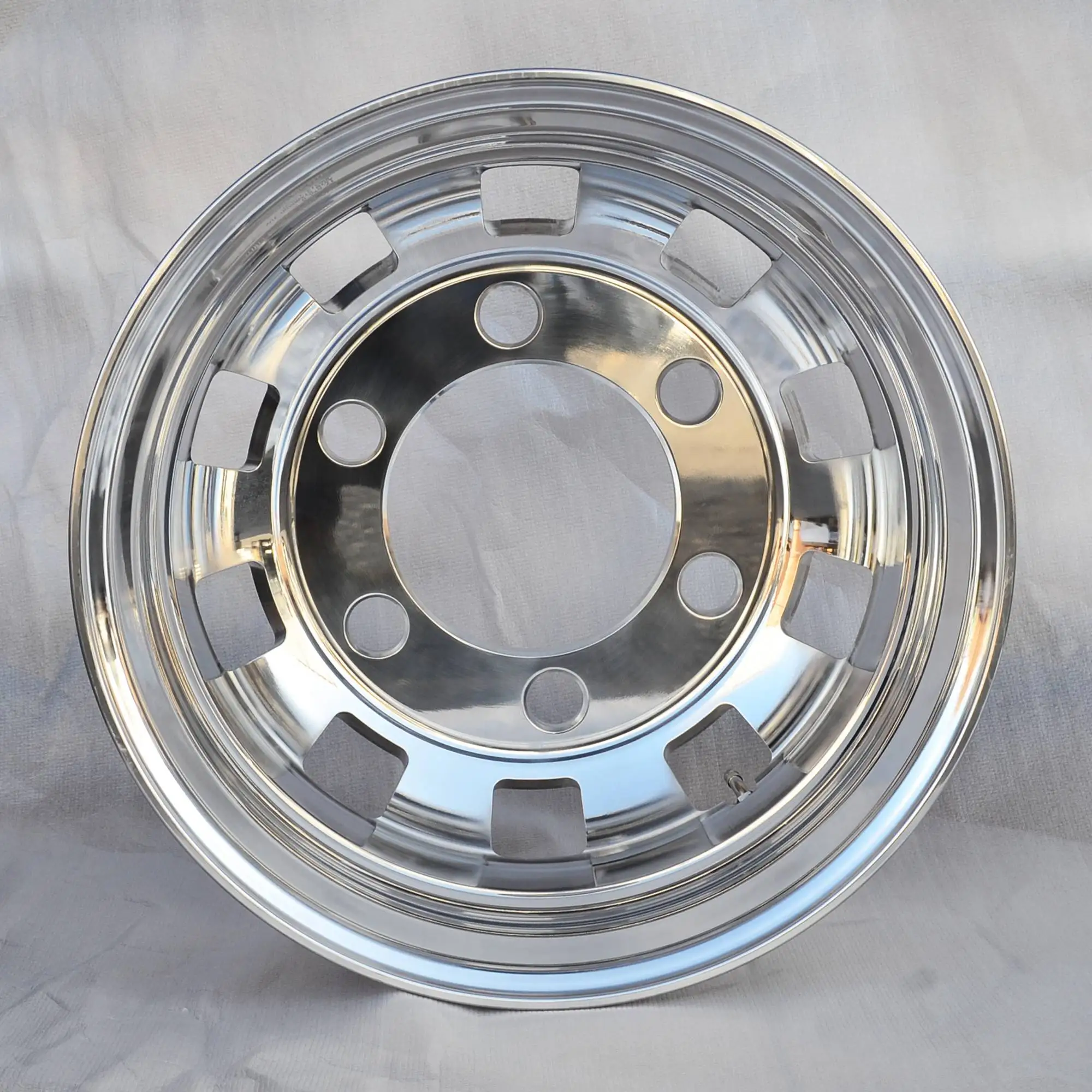 Customized design for 17.5x6.0 alloy wheels forged alloy truck rims sport rim for truck