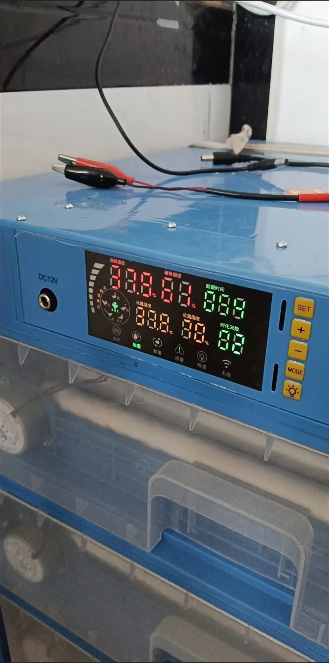 poultry chicken farms Egg hatchery large small mini full automatic 100 200 500 1000 egg incubator for sale