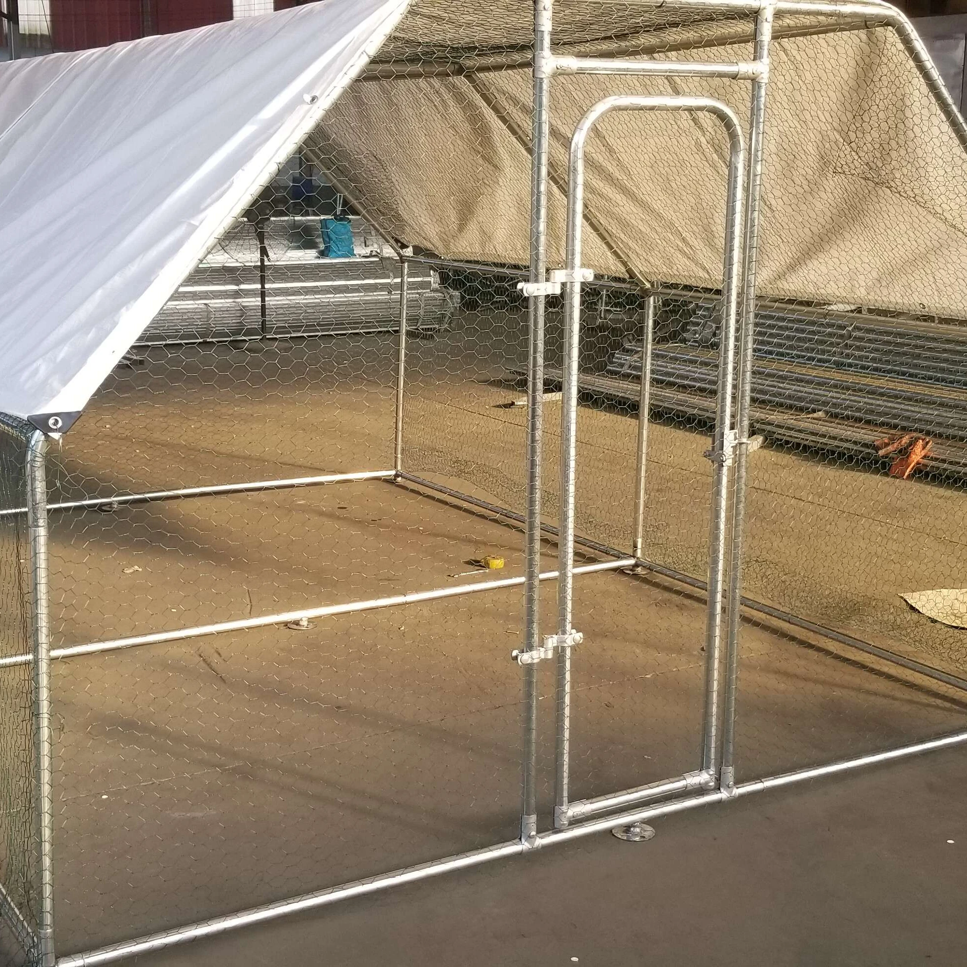 Металл DIY Walk-in курятник/курятник с фиолетовым водонепроницаемым покрытием 10x6 5
