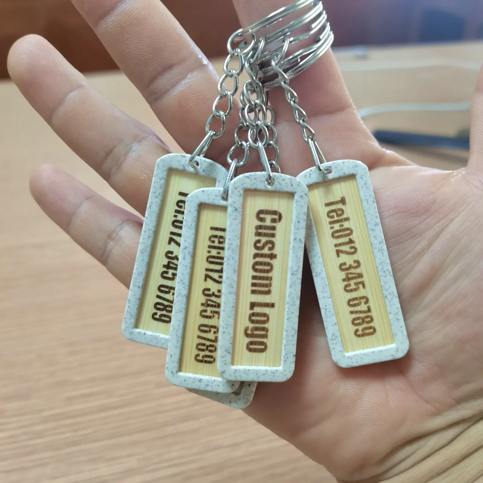 Экологичный зеленый рекламный брелок для ключей-брелок из пшеничного бамбука с лазерным или цветным УФ-логотипом