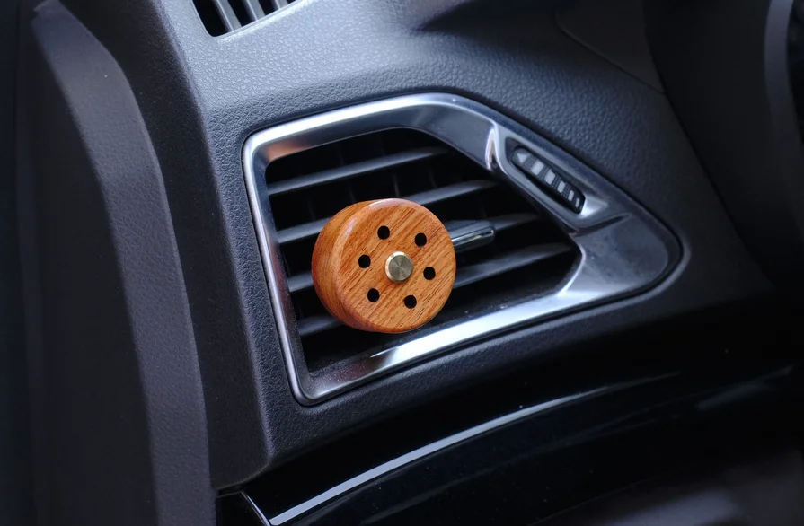Xianfa Wholesale Customized Essential Oil Diffuser Wood Aroma Car Diffuser Wood Wooden Essential Oil Car Diffuser