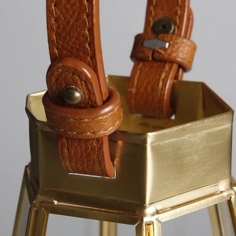 European Vintage Safe Gold Candlestick Holders Tea Light Geometric Table Lantern Clear Glass Hurricane Lantern Candle Holders