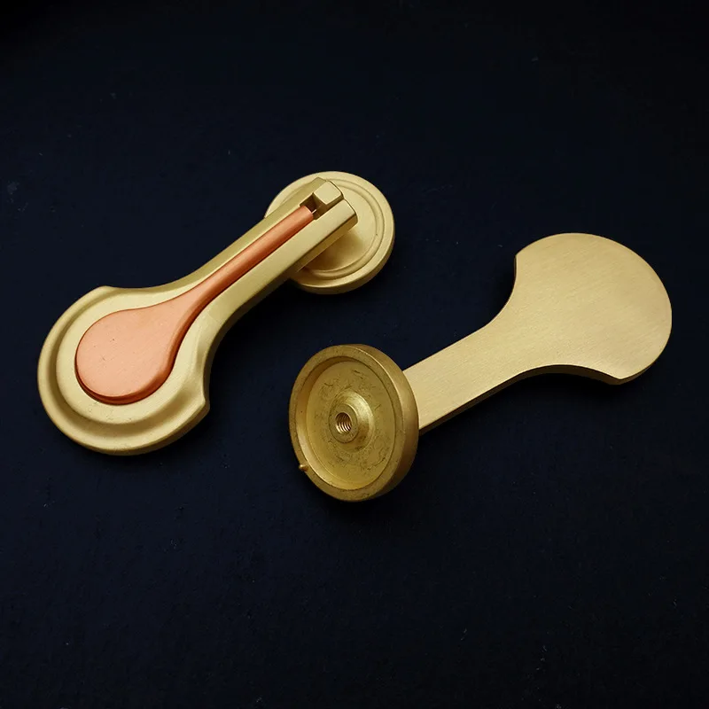 Hot Sale OEM Modern Simple Wine Cabinet Single Hole Brass Cabinet Door Handle Solid American White Wardrobe Panel Drawer Handle